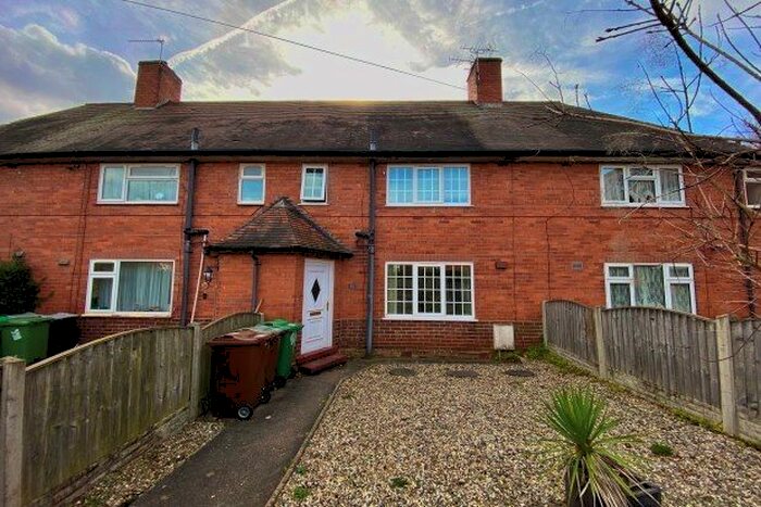 3 Bedroom Property To Rent In Denewood Crescent, Nottingham, NG8