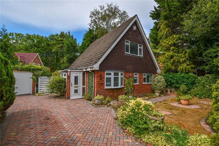 3 Bedroom Detached House For Sale In Foxcote, Finchampstead, Wokingham, Berkshire, RG40