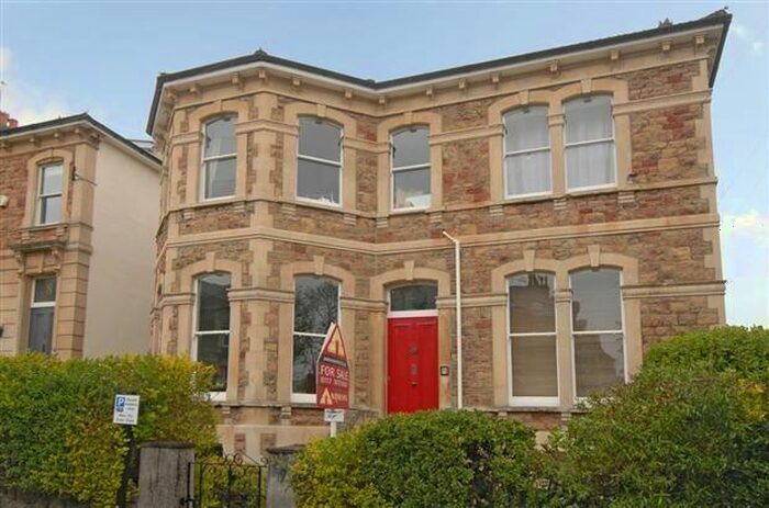 3 Bedroom Apartment To Rent In Garden Flat, Cotham Gardens, Bristol, BS6