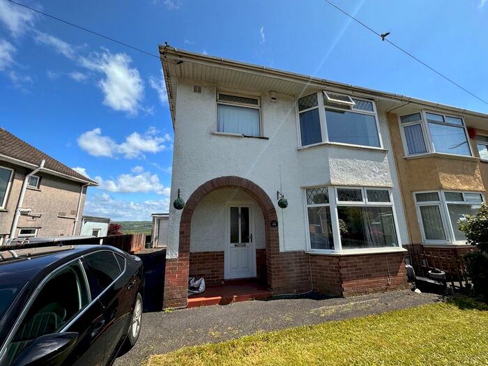 3 Bedroom Property To Rent In Vicarage Road, Morriston, Swansea, SA6