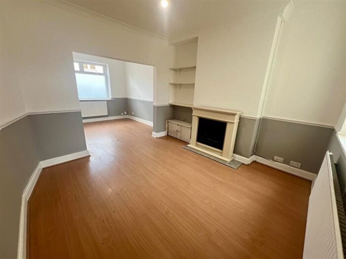 3 Bedroom House To Rent In Wilson Street, Cardiff, CF24