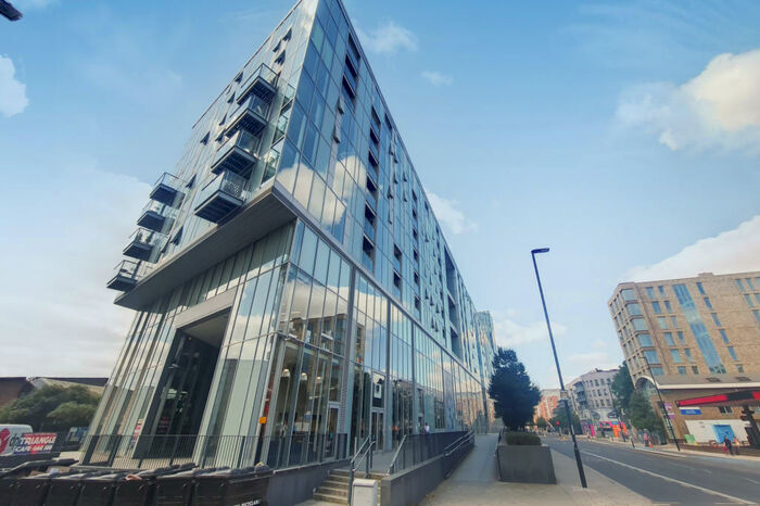 2 Bedroom Flat To Rent In Adagio Point, SE8