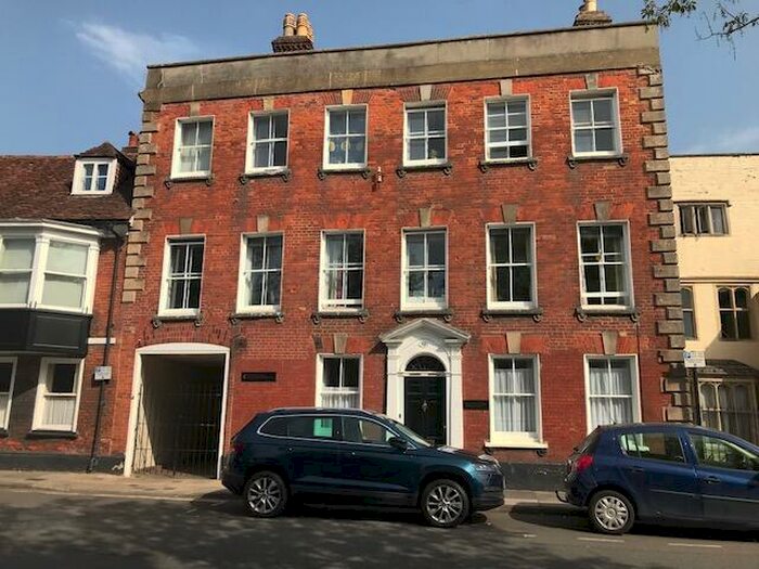 2 Bedroom Flat For Sale In Priory Lodge, Brown Street, Salisbury, Wiltshire, SP1