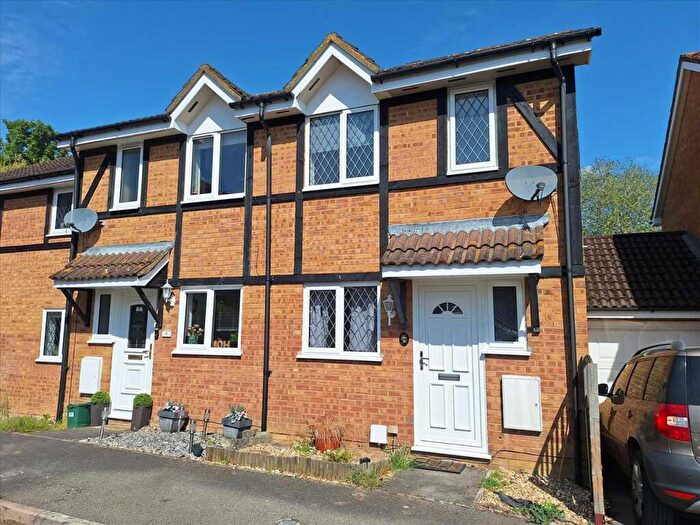 2 Bedroom Semi-Detached House For Sale In Warblington Close, Tadley, Hampshire, RG26