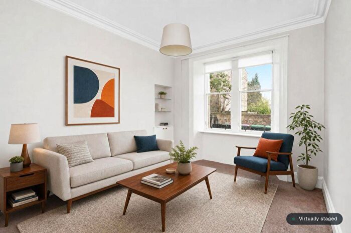 3 Bedroom Flat For Sale In Meadowbank Terrace, Meadowbank, Edinburgh, EH8