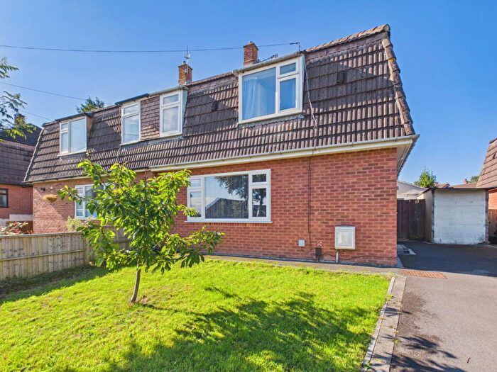 4 Bedroom Semi-Detached House For Sale In Kilmersdon Road, Bristol, BS13