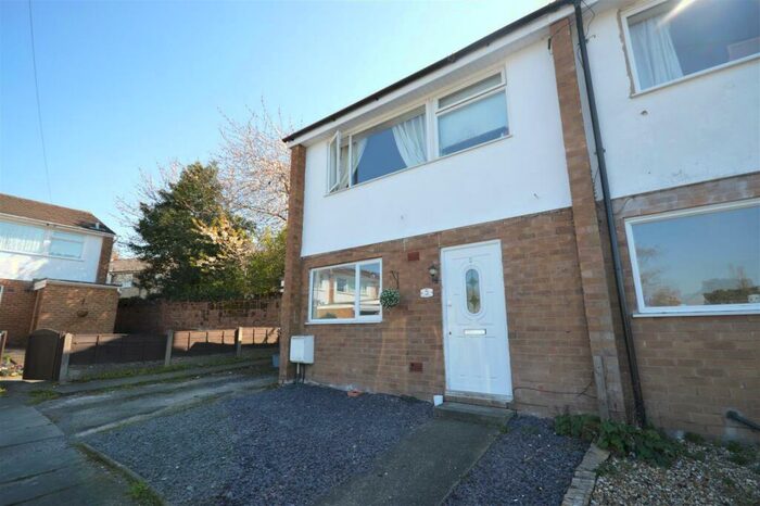 3 Bedroom End Of Terrace House To Rent In Mellock Close, Little Neston, Neston, CH64