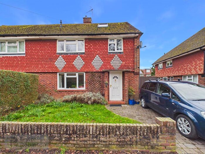 3 Bedroom Semi Detached House For Sale In Riverside, Horley, RH6