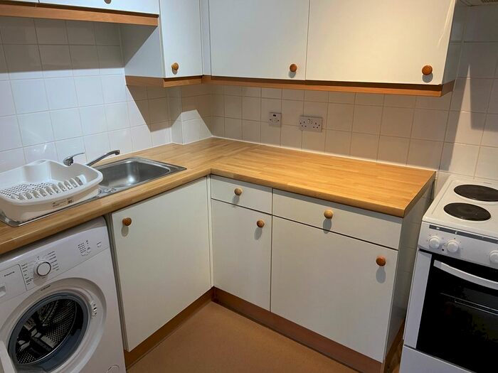 1 Bedroom Flat To Rent In Shenley Road, Borehamwood WD6