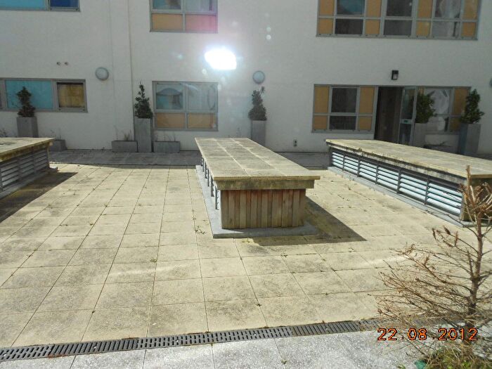 1 Bedroom Flat To Rent In Moon Street, Plymouth, PL4