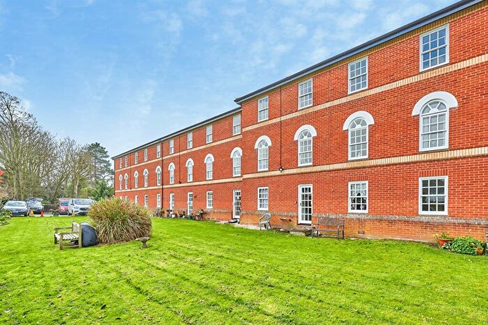 1 Bedroom Apartment For Sale In Farmadine House, Saffron Walden, CB11