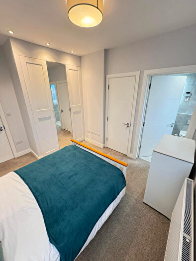 1 Bedroom Flat To Rent In Menotti Street, London, E2