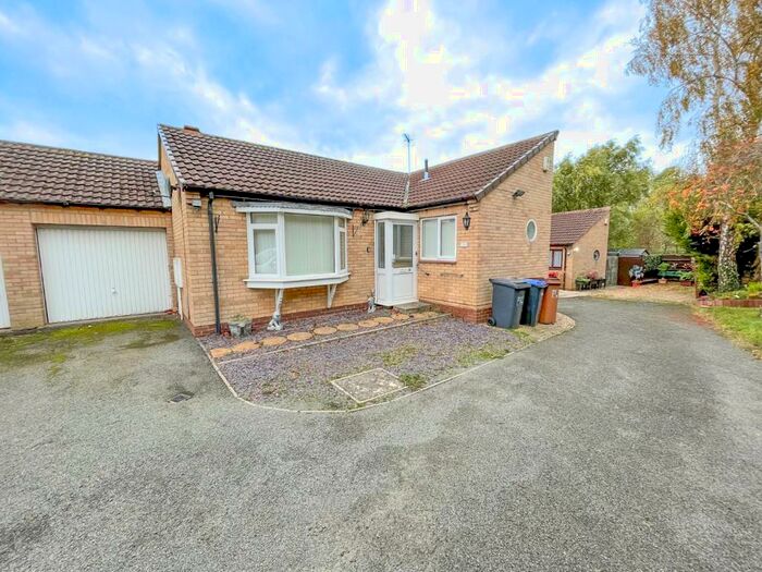 2 Bedroom Bungalow To Rent In St Benedicts Mount, Northampton, NN4