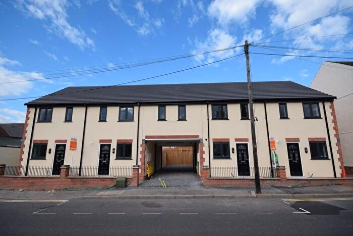 3 Bedroom Semi-Detached House To Rent In Kingsley Street, Nottingham, NG17