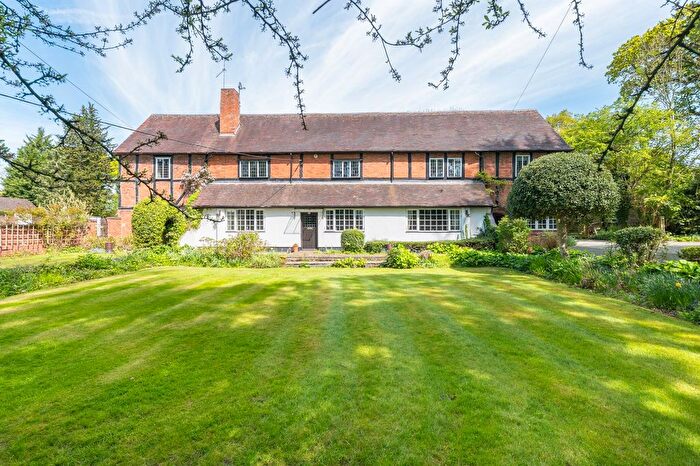 5 Bedroom Detached House For Sale In Henley Road, Ullenhall, Henley-In-Arden, B95