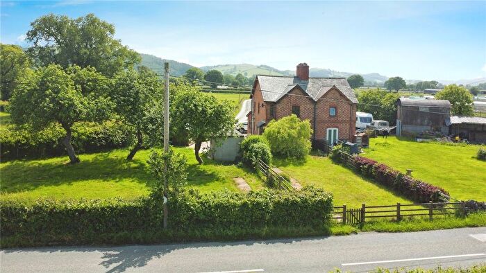 2 Bedroom Semi-Detached House For Sale In Trefeglwys Road, Caersws, Powys, SY17