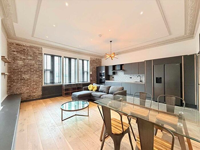 2 Bedroom Apartment To Rent In Tavistock Place, Plymouth, PL4