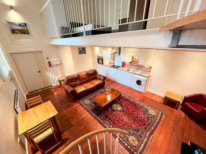 1 Bedroom Apartment To Rent In Wincolmlee, Hull, HU2