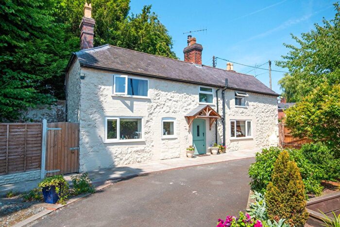 3 Bedroom Detached House For Sale In Maesbury Marsh, Oswestry, SY10