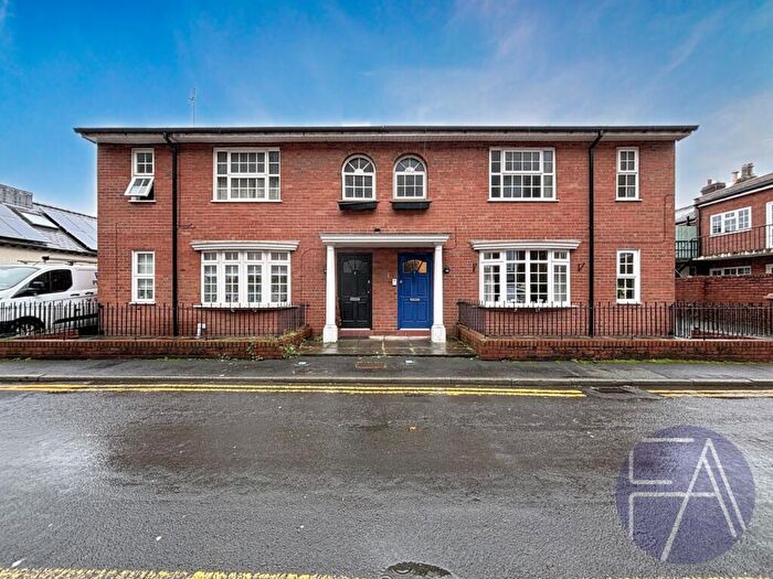 2 Bedroom Flat For Sale In Nelson Street, Southport, Merseyside, PR8