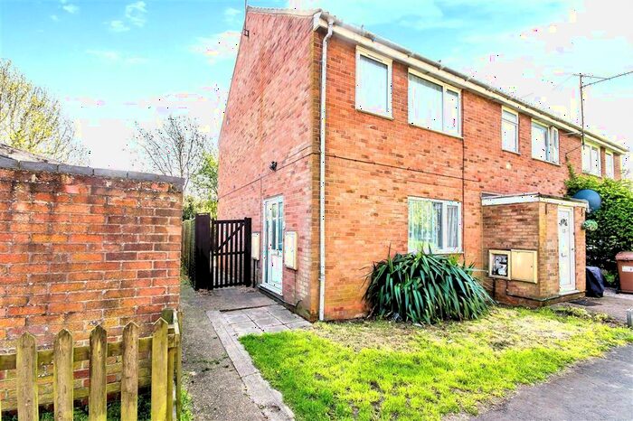 3 Bedroom End Of Terrace House To Rent In Jubilee Walk, Wisbech, PE13