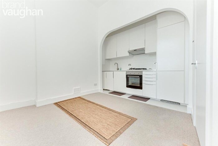 1 Bedroom Flat To Rent In Buckingham Road, Brighton, BN1