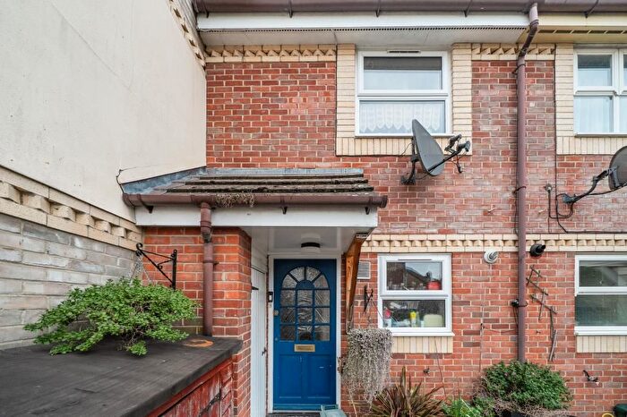 2 Bedroom Terraced House For Sale In Middle Furlong, Didcot, OX11