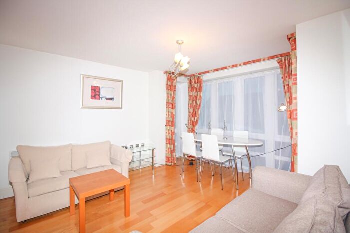 1 Bedroom Flat To Rent In Westferry Road, Isle Of Dogs, London, E14