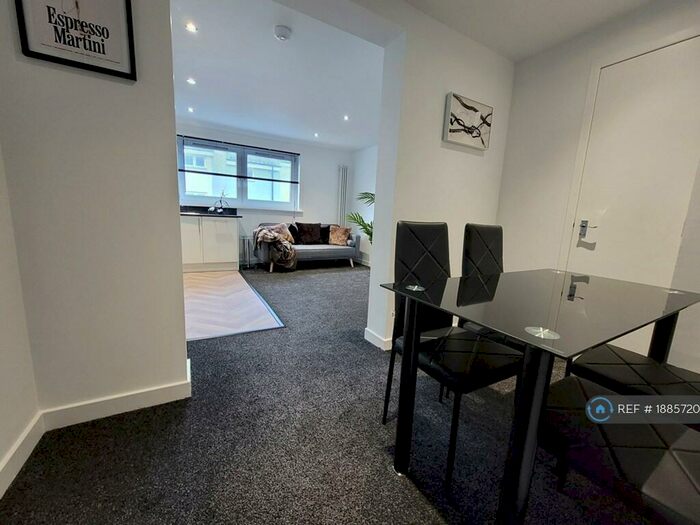 3 Bedroom Flat To Rent In Modern Stylish Executive Style, Aberdeen, AB24