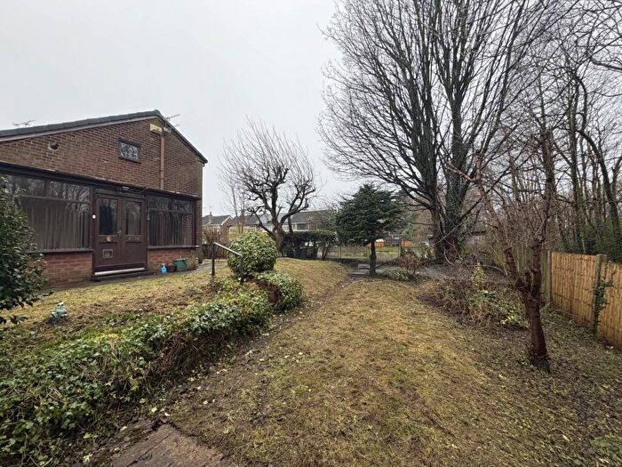 2 Bedroom Semi Detached House For Sale In Wiltshire Road, Chadderton, OL9