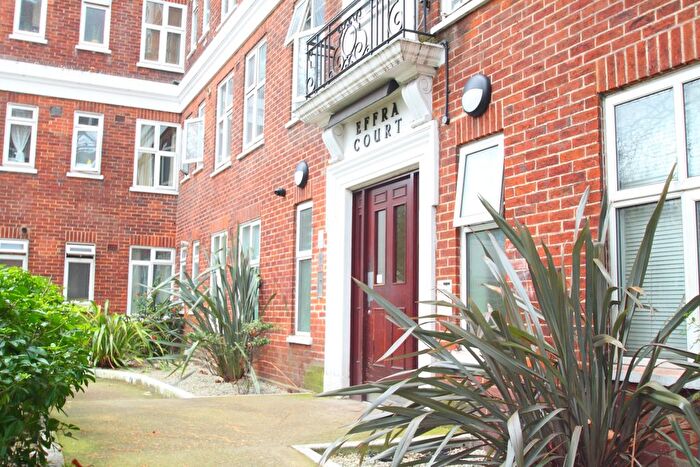 1 Bedroom Flat For Sale In Effra Court, Brixton Hill, SW2