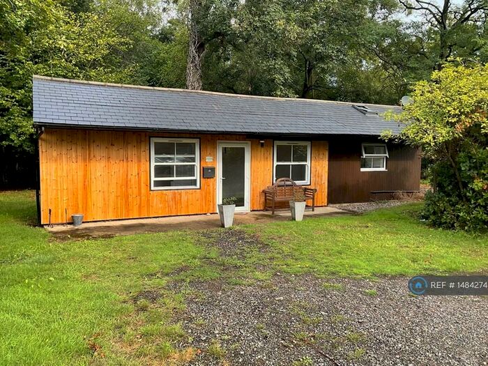 1 Bedroom Bungalow To Rent In Copthorne Road, Crawley, RH10