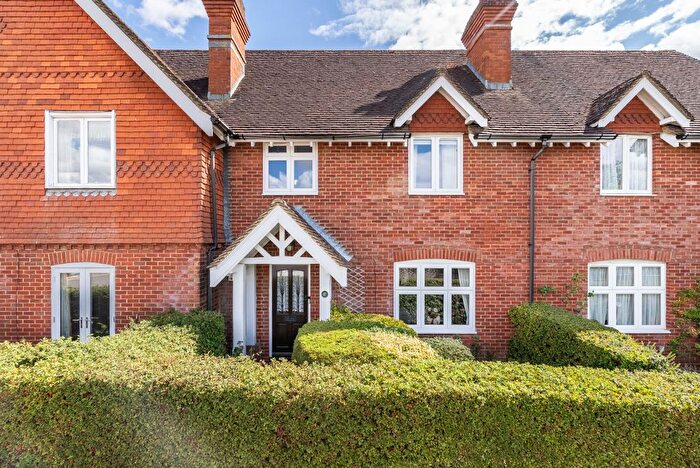 3 Bedroom Semi-Detached House For Sale In Middle Street, Brockham, RH3