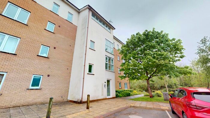 2 Bedroom Flat To Rent In Grangemoor Court, Cardiff Bay, Cardiff, CF11