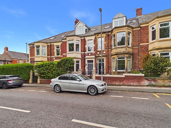 5 Bedroom Terraced House For Sale In Saltwell View, Gateshead, NE8