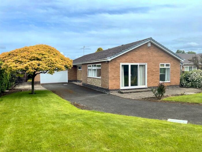 3 Bedroom Bungalow For Sale In Pembroke Drive, Ponteland, Newcastle Upon Tyne, Northumberland, NE20