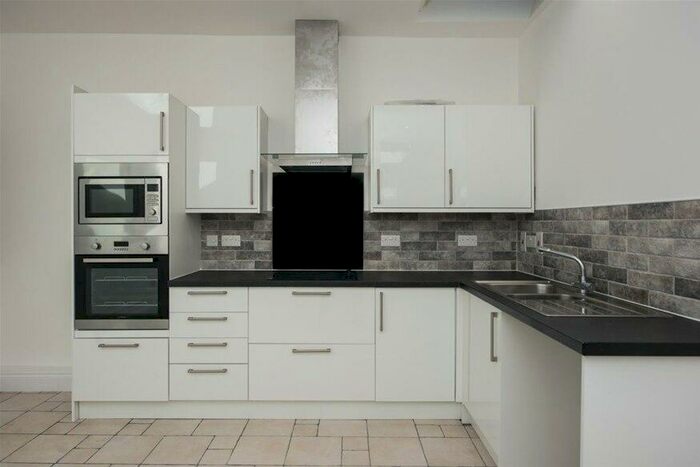 1 Bedroom Flat To Rent In Cowley Road, Cowley, Oxford, OX4