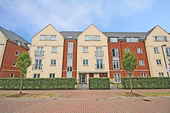 2 Bedroom Flat To Rent In Academy Place, Isleworth, TW7