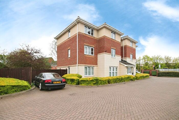 2 Bedroom Apartment For Sale In Gladstone Street, West Bromwich, B71