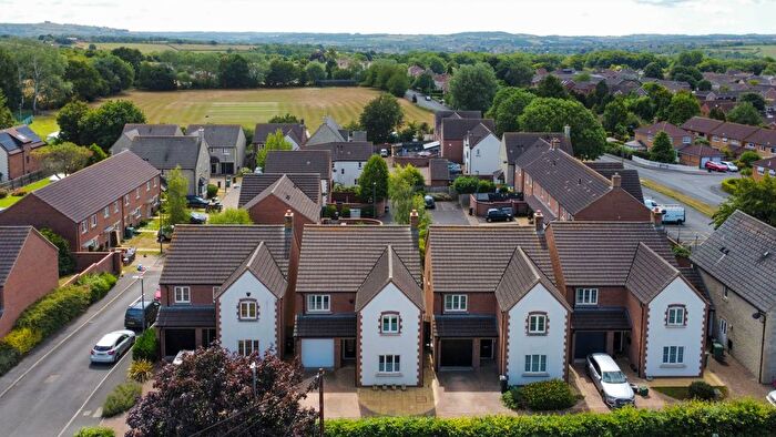 4 Bedroom Detached House For Sale In Whittucks Road, Hanham, Bristol, BS15