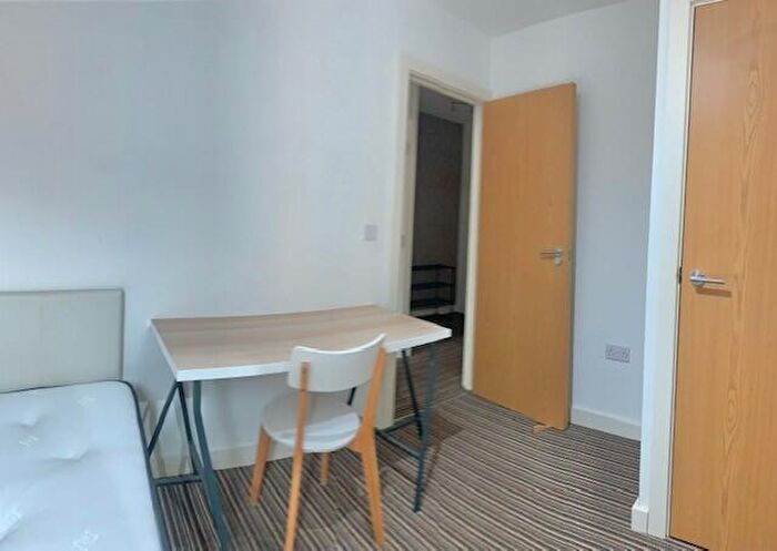 2 Bedroom Apartment To Rent In Richmond Road, Cardiff(City), CF24