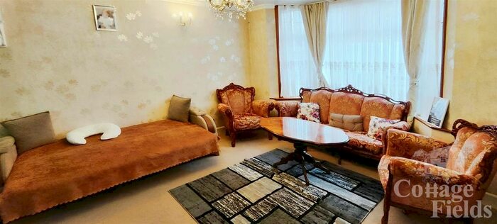 3 Bedroom End Of Terrace House To Rent In Bounces Road, London, N9