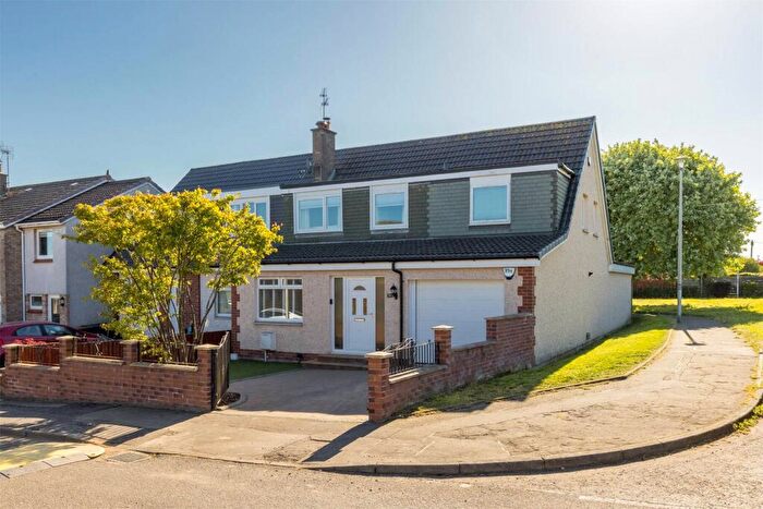 4 Bedroom Semi-Detached House For Sale In Newmains Road, Kirkliston, Midlothian, EH29