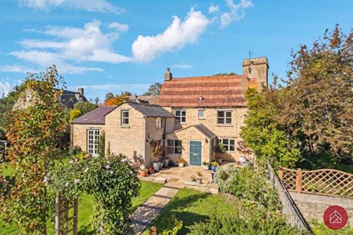 5 Bedroom Detached House For Sale In Station Road, Brize Norton, OX18