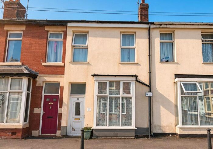 2 Bedroom Terraced House For Sale In Kent Road, Blackpool, Lancashire, FY1