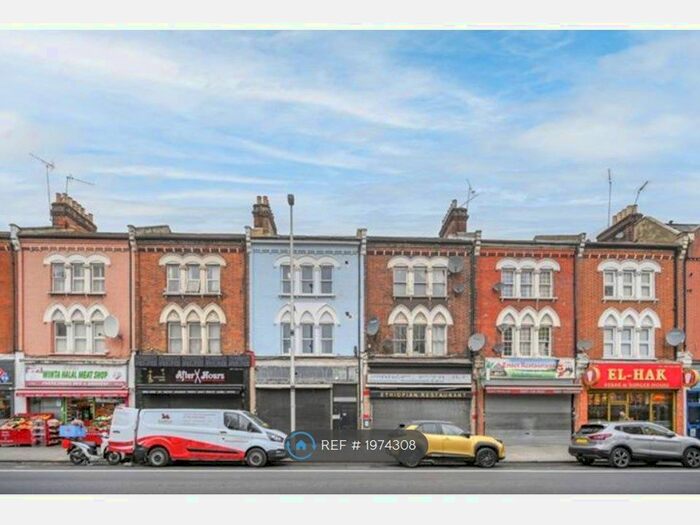 1 Bedroom Flat To Rent In Wandsworth Road, London, SW8