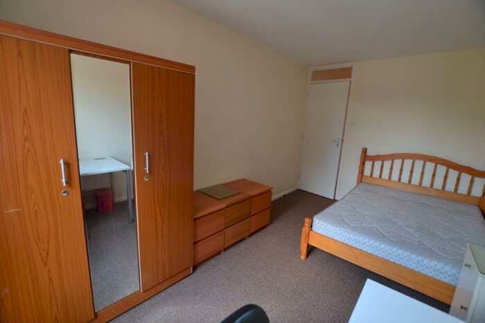 2 Bedroom Apartment To Rent In Quarn Gardens, Derby, DE1