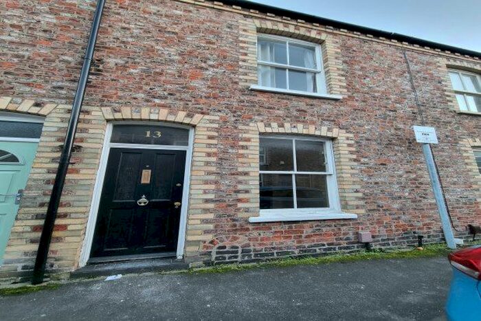 3 Bedroom Terraced House To Rent In Fern Street, York, YO31