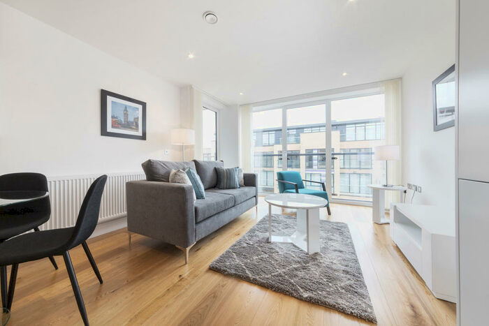 1 Bedroom Apartment To Rent In West Court, Grove Place, Eltham, London, SE9