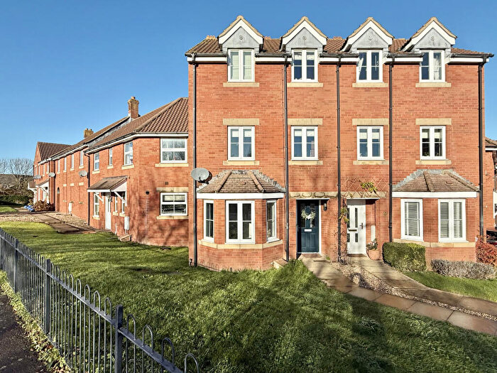 4 Bedroom Town House For Sale In Merevale Way, Yeovil, Somerset, BA21